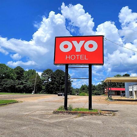 Oyo Hotel Holly Springs Ms Экстерьер фото